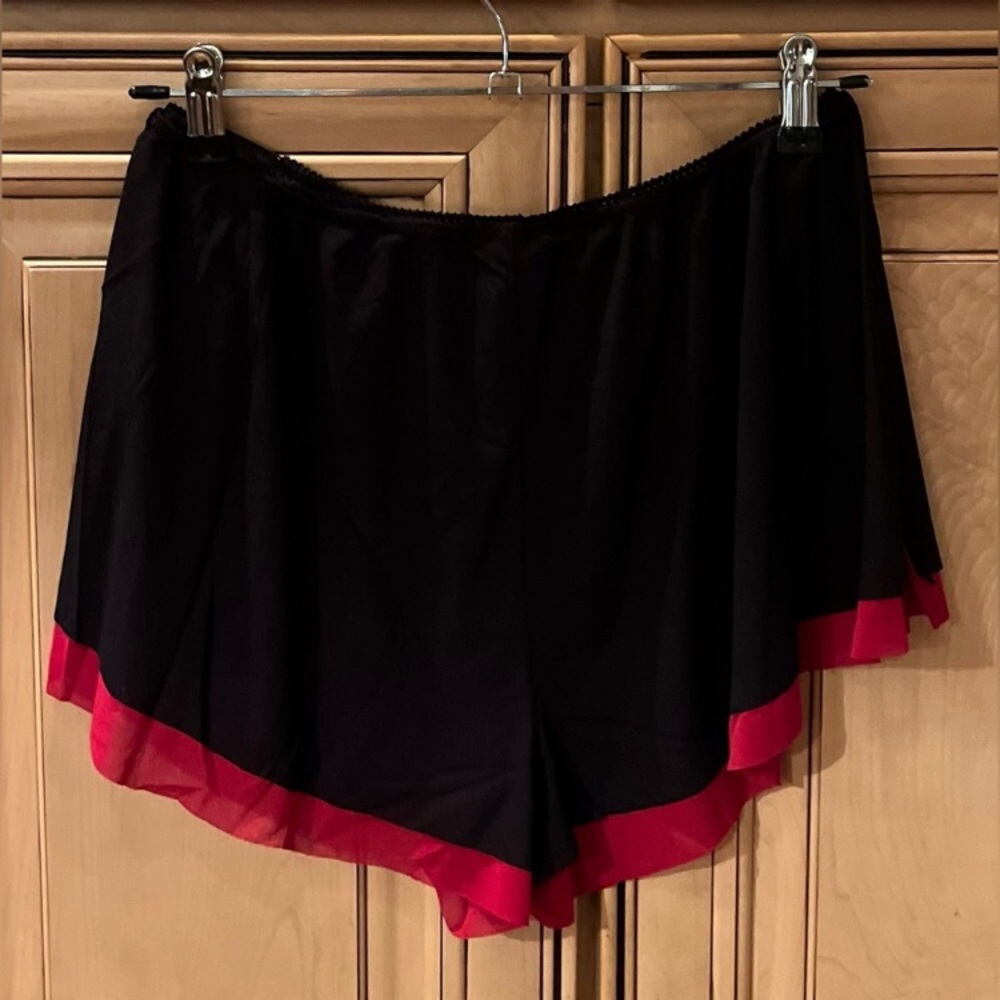Free People! FP Intimately Layered Up Mesh Shorts In Black/Red NWT!